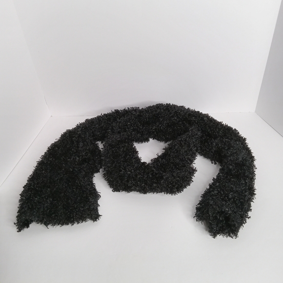 CEJON BLK. SPARKLE SCARF CEJON ACCESSORIES INC. - Picture 10 of 10